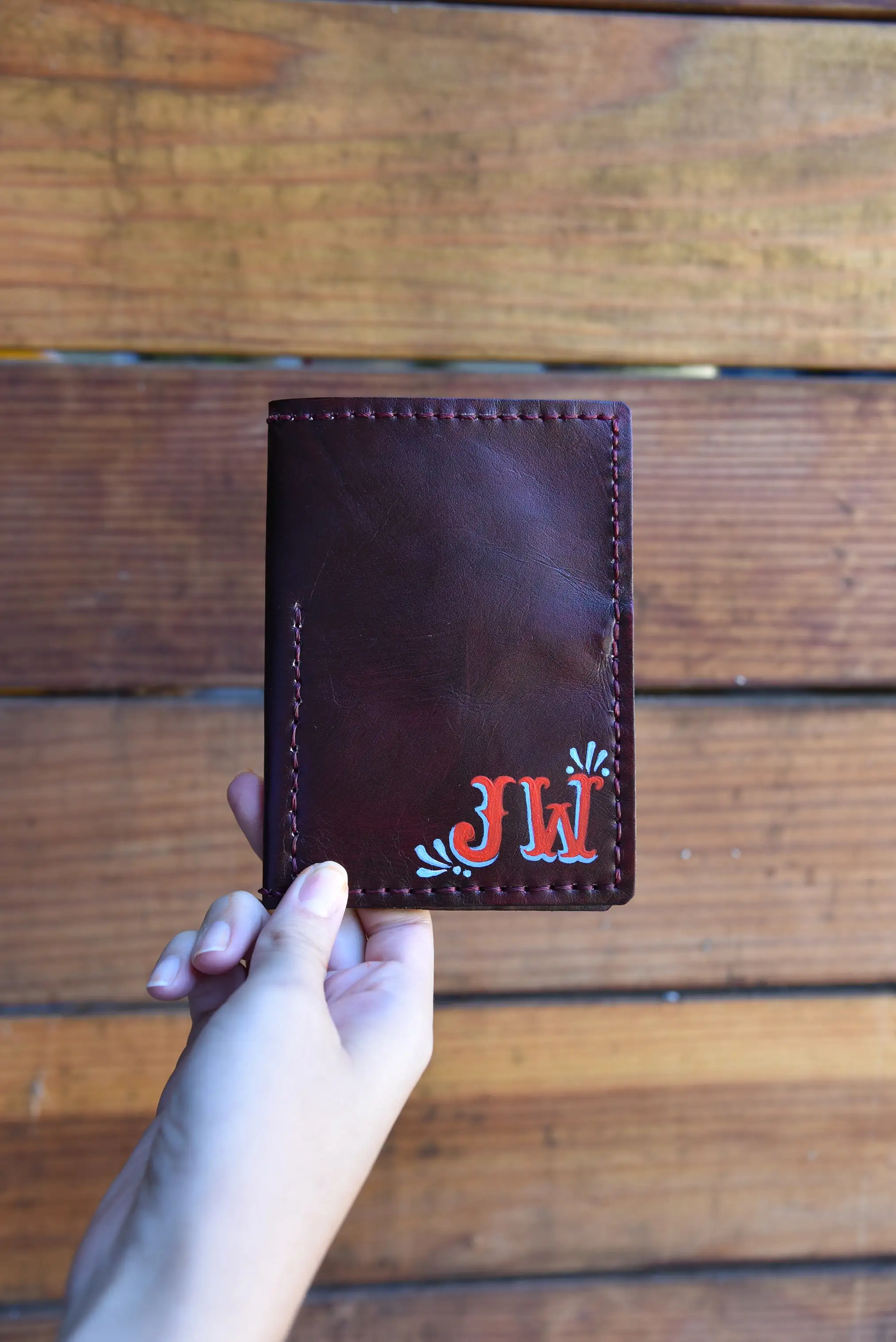 LEATHER PASSPORT CASE // CAMEL